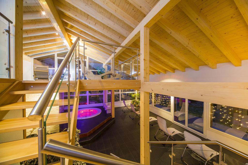 Wellness- Und Schneesporthotel Christiania Saas-Almagell Luaran gambar