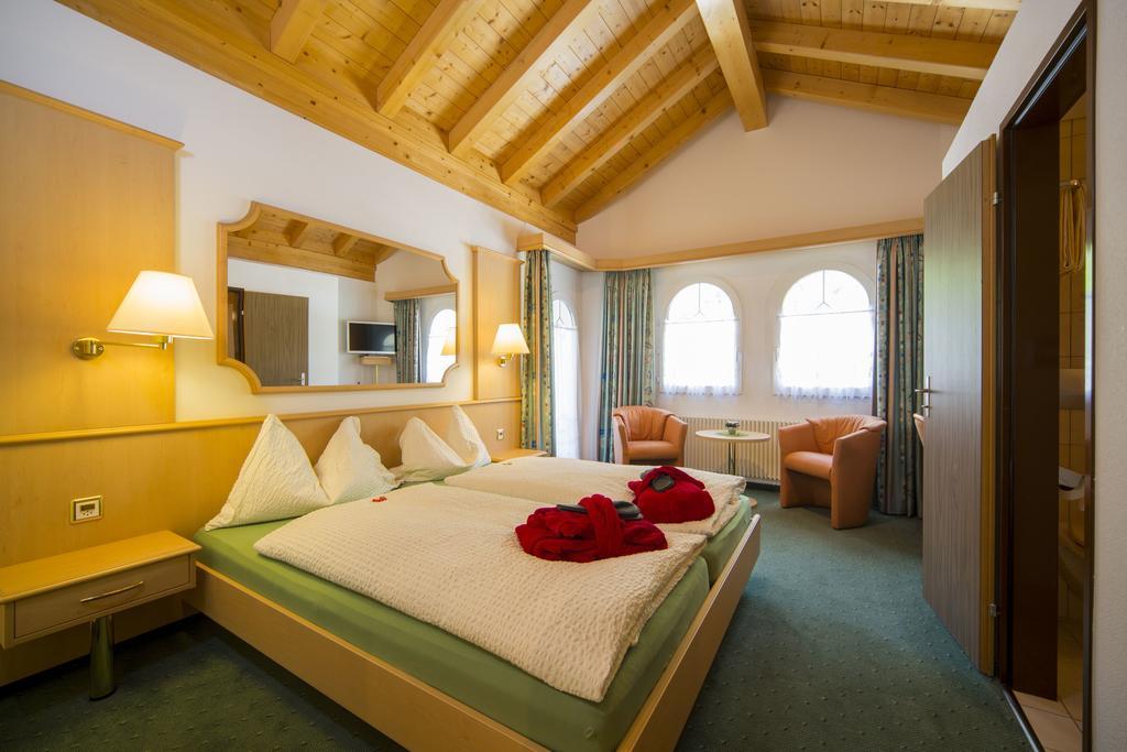 Wellness- Und Schneesporthotel Christiania Saas-Almagell Luaran gambar