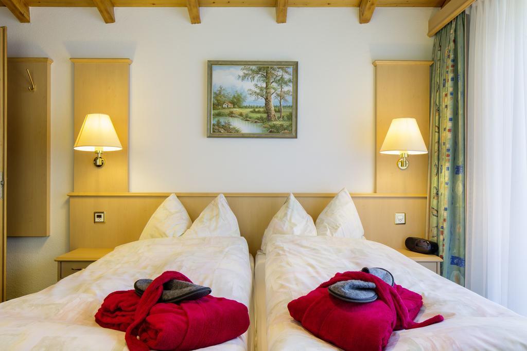 Wellness- Und Schneesporthotel Christiania Saas-Almagell Luaran gambar