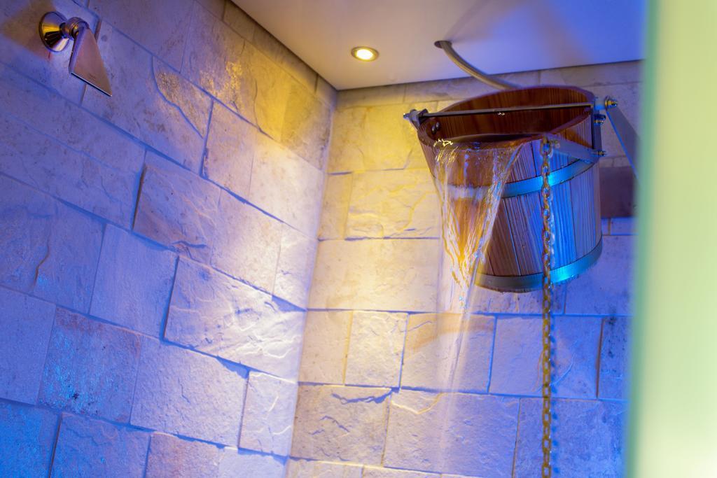 Wellness- Und Schneesporthotel Christiania Saas-Almagell Luaran gambar