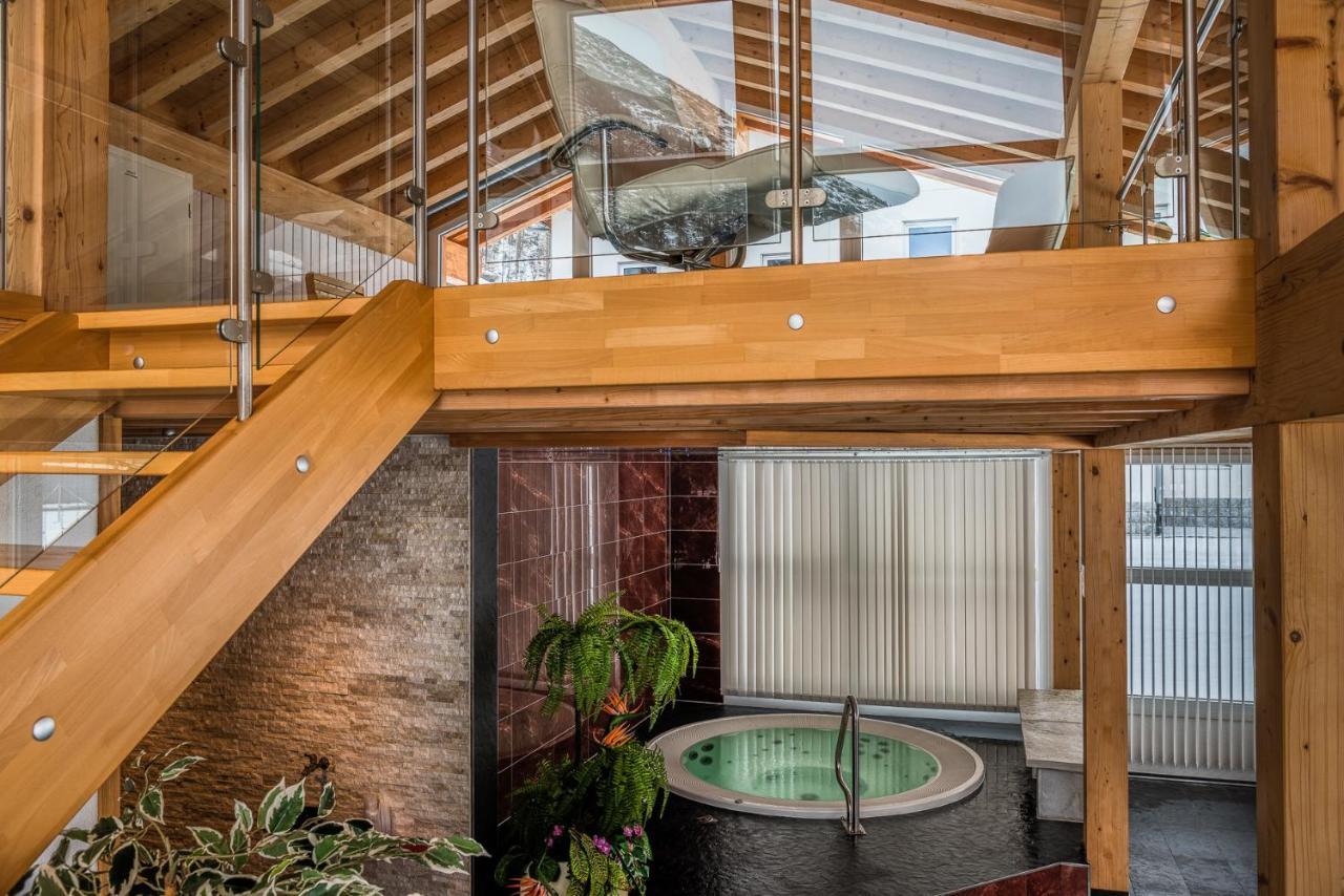 Wellness- Und Schneesporthotel Christiania Saas-Almagell Luaran gambar